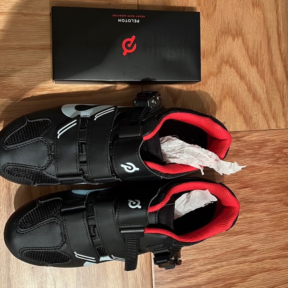 Peloton shoe and heart monitor